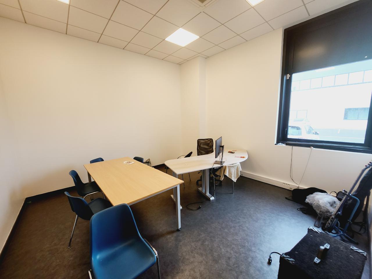 Local d'activité Sucy-en-Brie 666m² Location local d'activité Sucy-en-Brie Val-de-Marne OLACT2314759 9